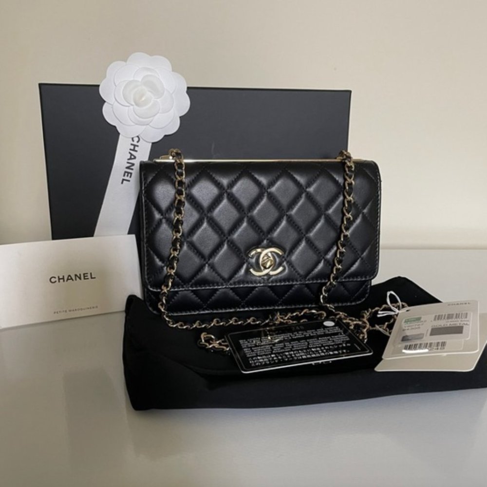 Chanel Black Trendy CC